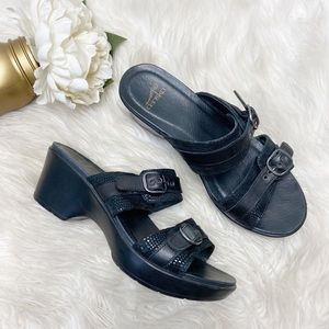 Dansko Jessie Black Leather Slip On Sandals